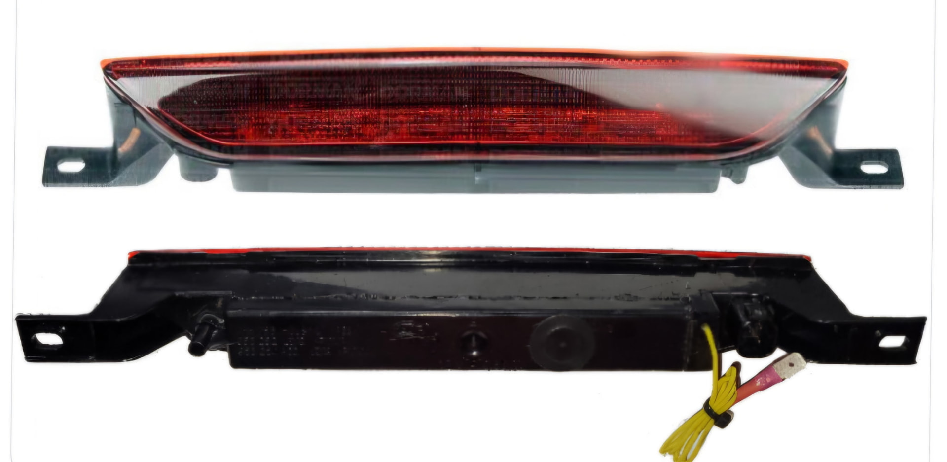 Stock LED third brake light compared to the Seequenced sequential upgrade